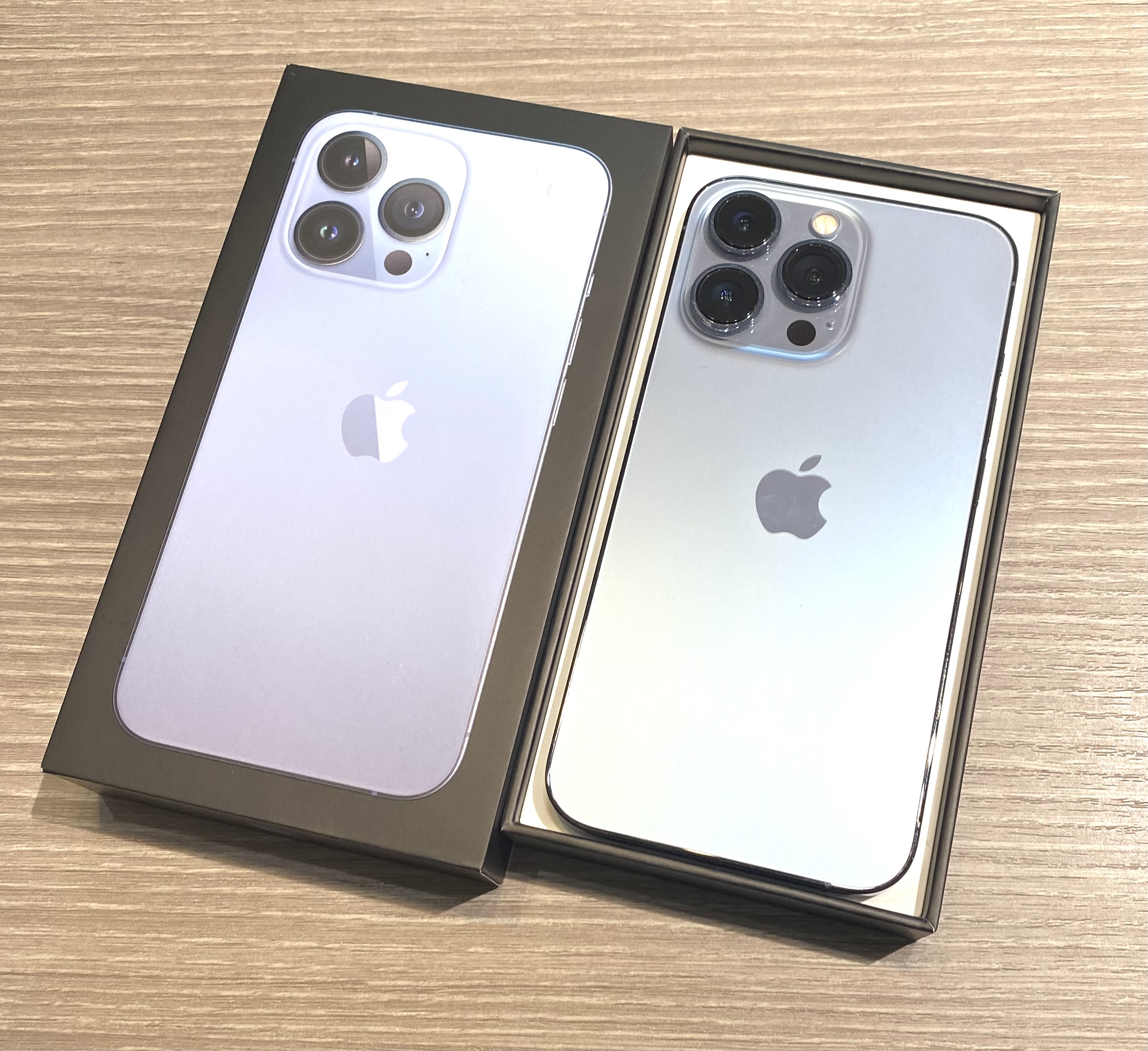 iPhone11 ジャンク品 (背面割れ)-