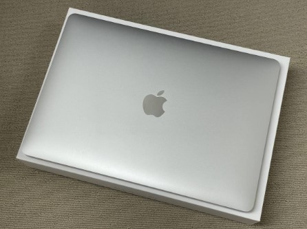 Macbook Air M1 買取 富山】Macbook Air M1の256GBメモリ8GBの中古美品